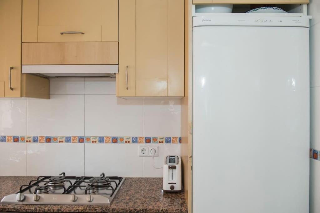 Sunny And Quiet Sagrada Familia Apartment บาร์เซโลนา ภายนอก รูปภาพ