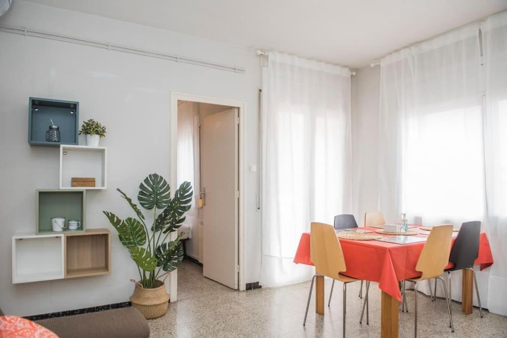Sunny And Quiet Sagrada Familia Apartment บาร์เซโลนา ภายนอก รูปภาพ